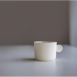MINIMALISTYCZNA FILIŻANKA DO ESPRESSO ETER POMARAŃCZOWA 100 ml - obrazek 3